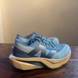 New Balance Running Shoes - FuelCell Rebel v4
